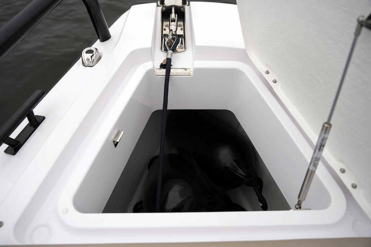 foto: 96 Axopar  28 Cabin