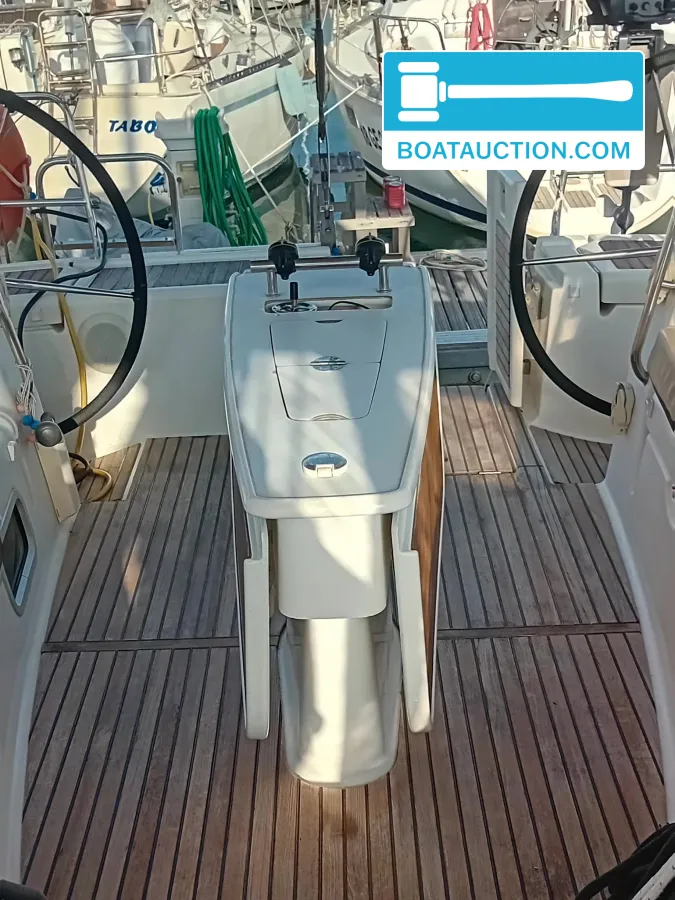 foto: 5 Beneteau Oceanis 50