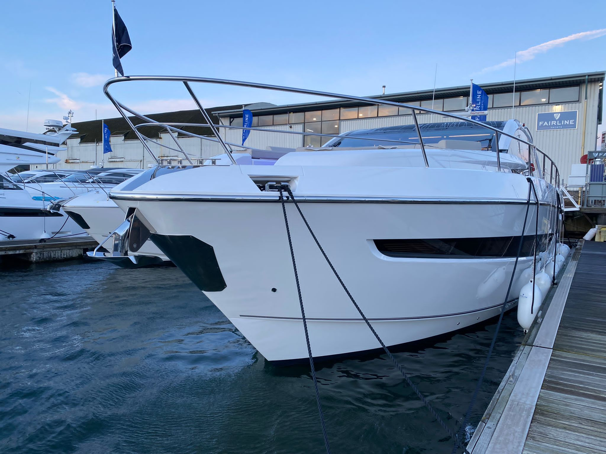 foto: 4 Fairline Targa 65 GTO #25