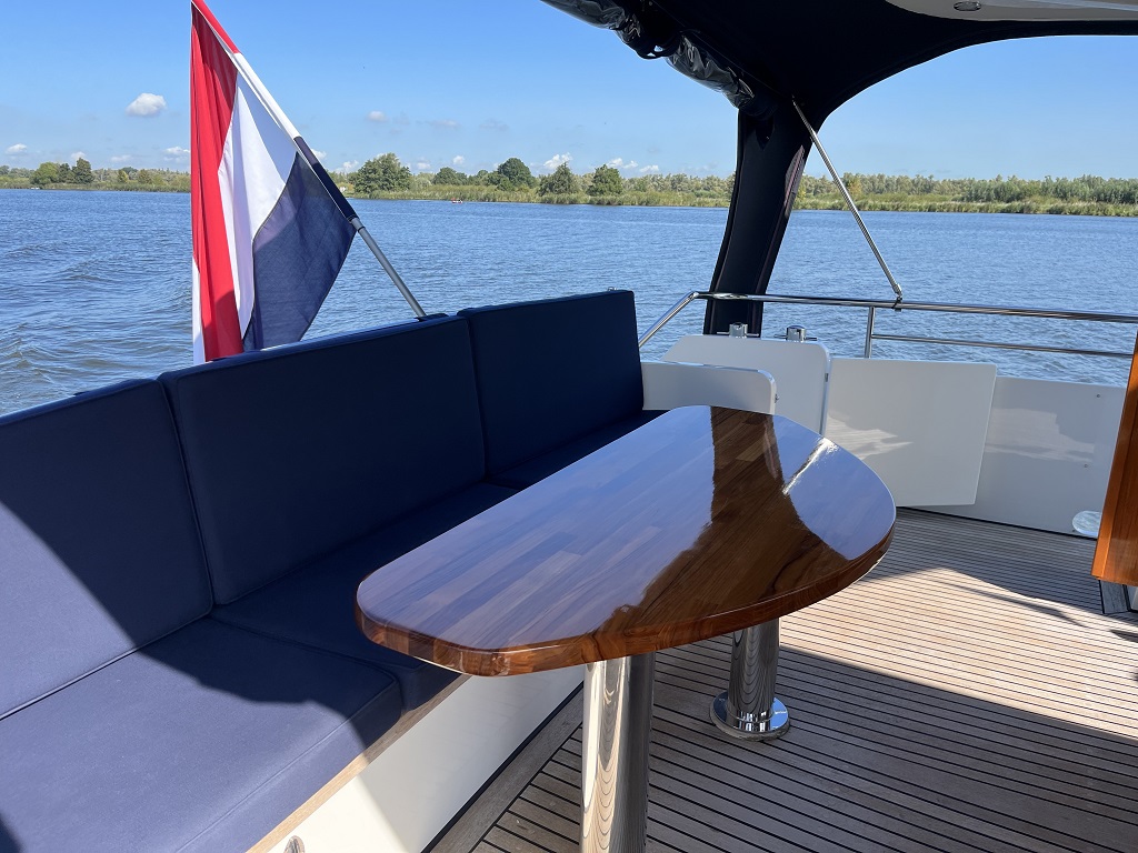 foto: 6 Valk Continental 15.60