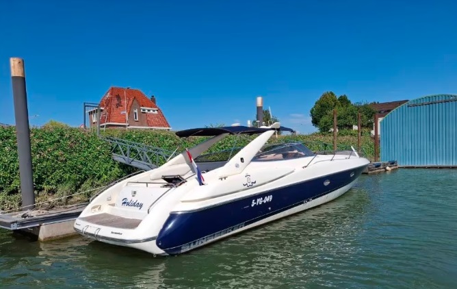 foto: 6 Sunseeker  48 Superhawk