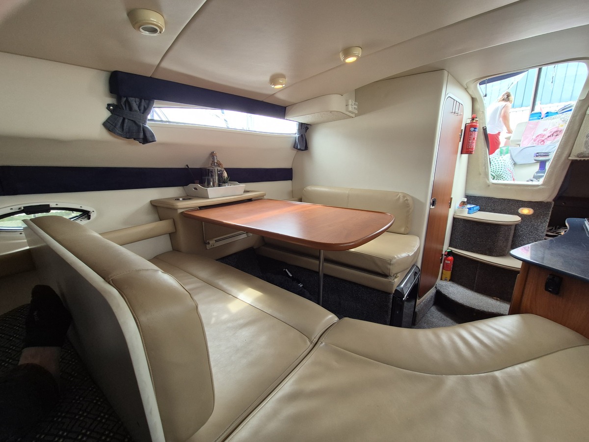 foto: 4 Bayliner 275