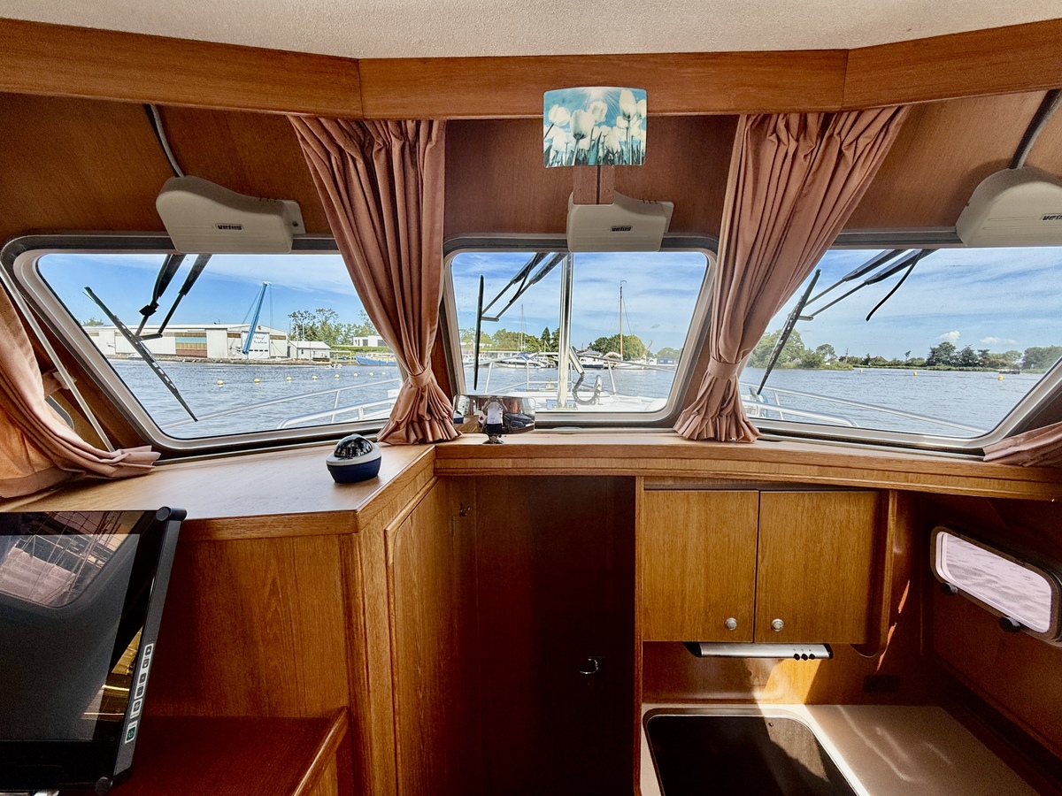 foto: 6 Excellent 1000 Hybride Patrol