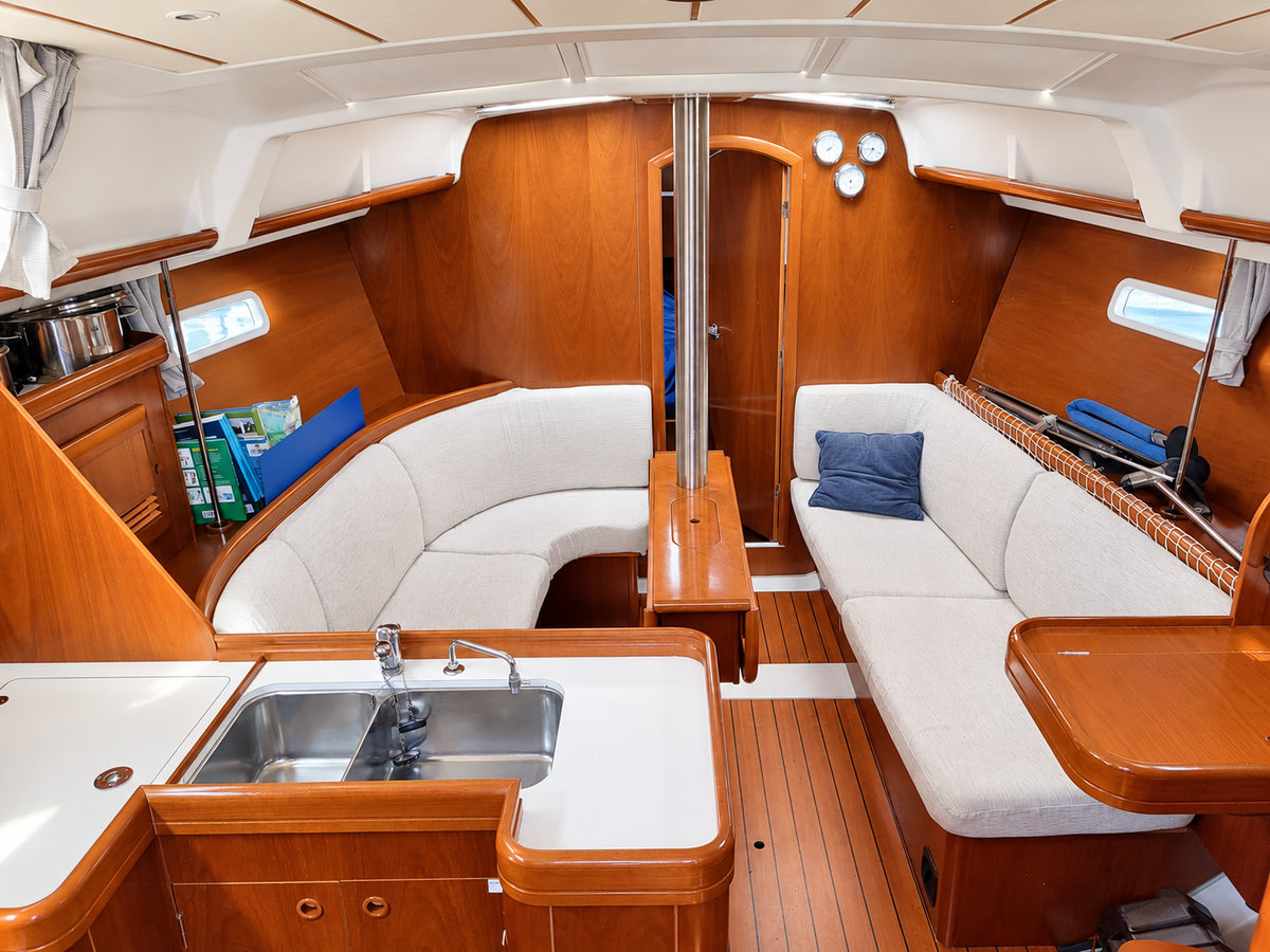 foto: 34 Beneteau Oceanis 373 Clipper