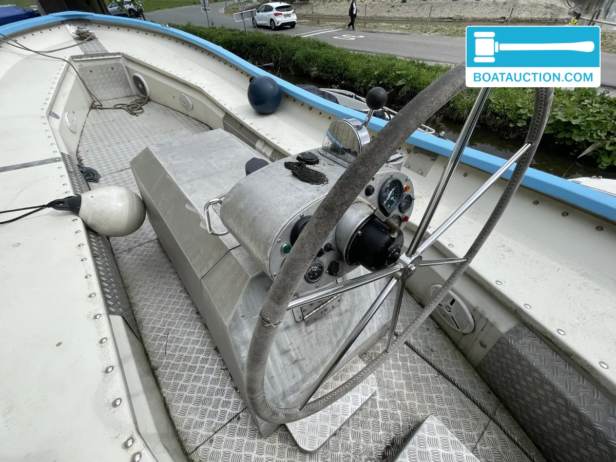 foto: 5 Sloep 850