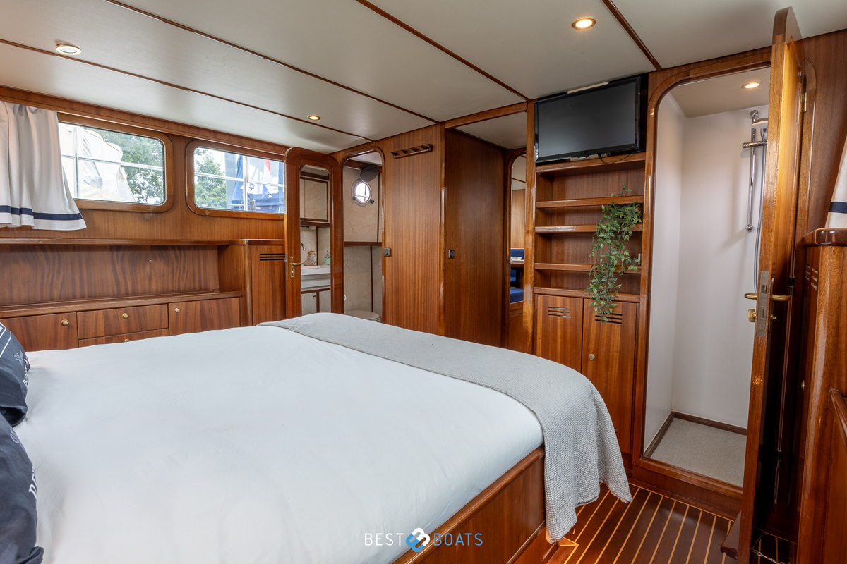 foto: 6 Tradewind 33