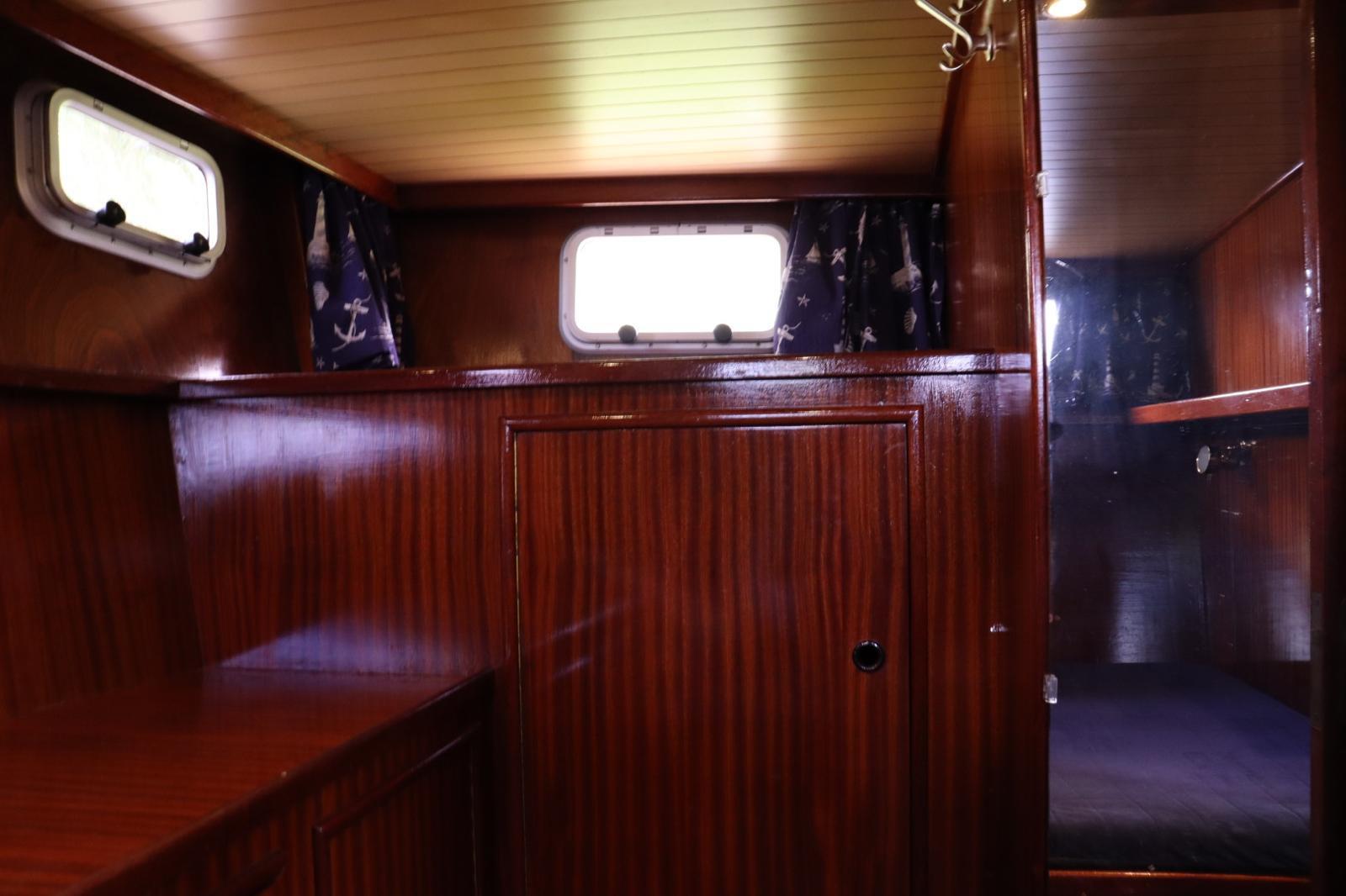 foto: 5 Ankertrawler 1140 AK