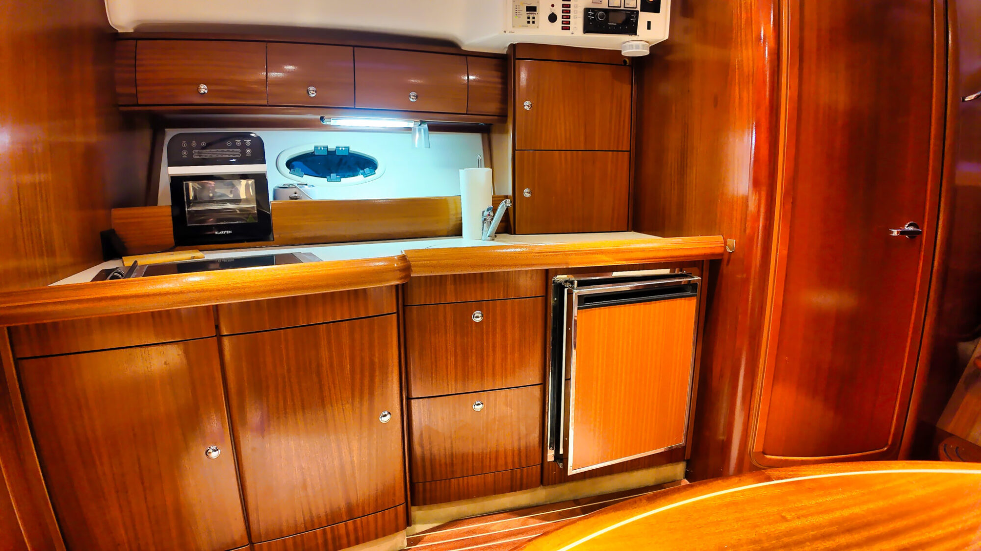 foto: 4 Bavaria Bavaria 37 HT Hardtop