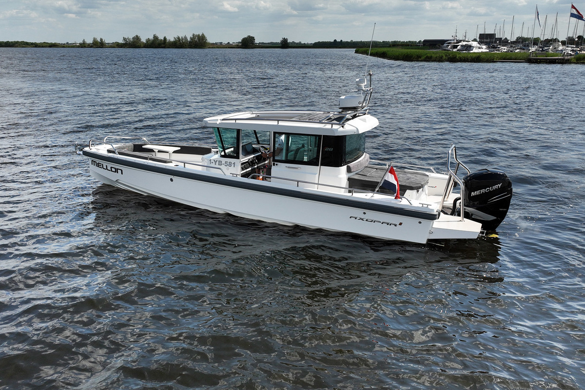foto: 66 Axopar 28 Cabin