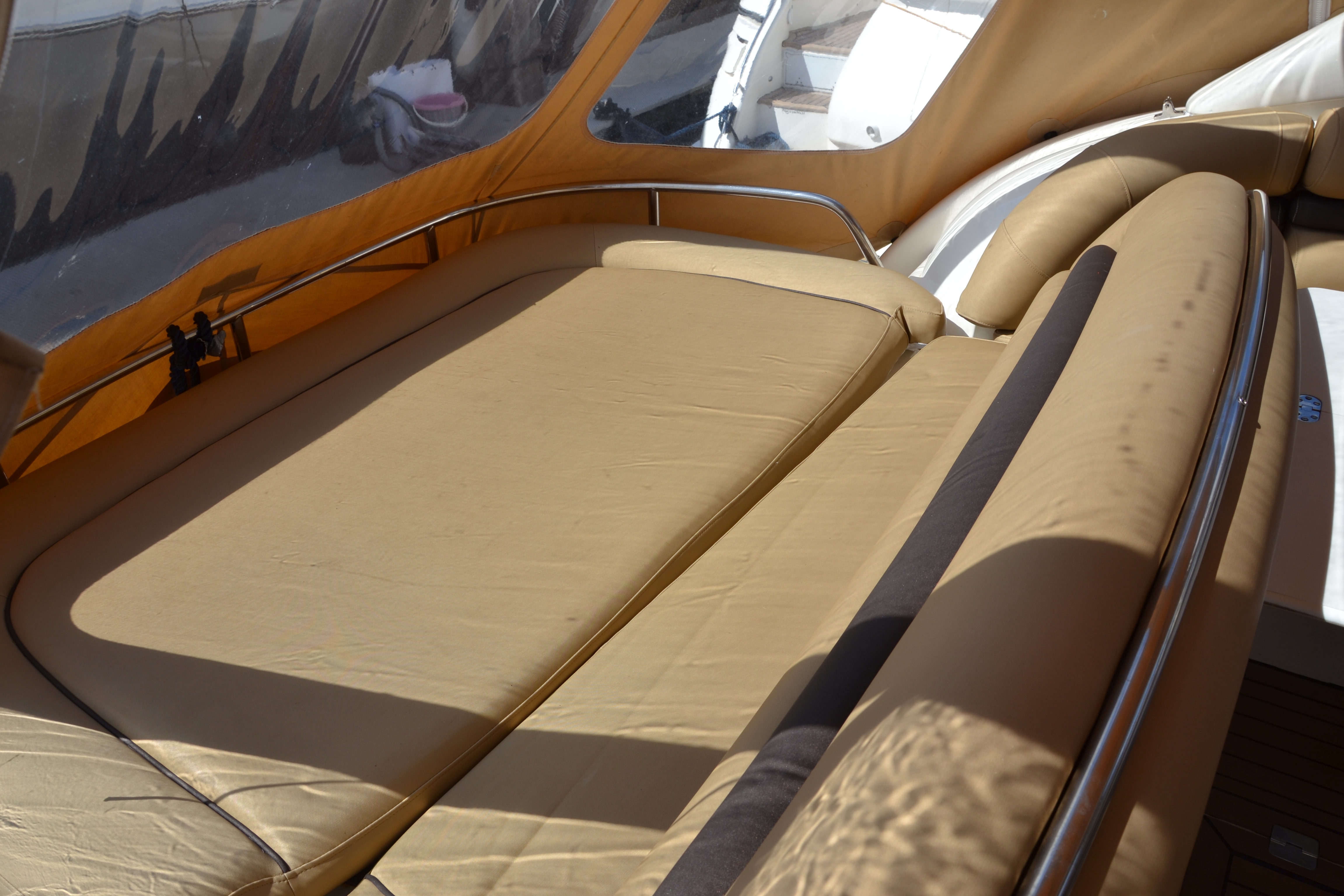 foto: 19 Sunseeker Camargue 44