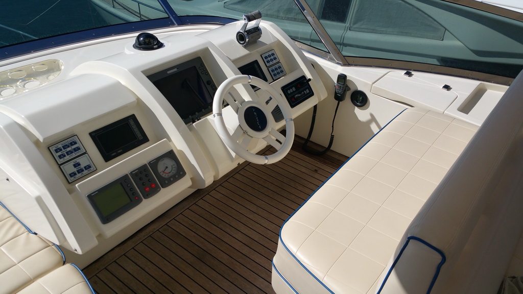 foto: 4 Azimut 75