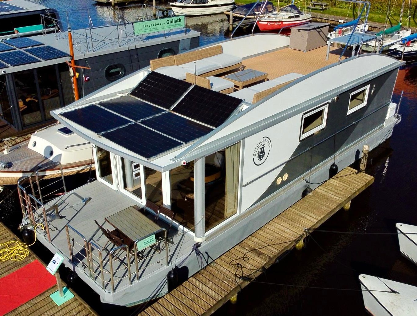 foto: 4 Nordic Season 47 Sea37 CE-C Houseboat