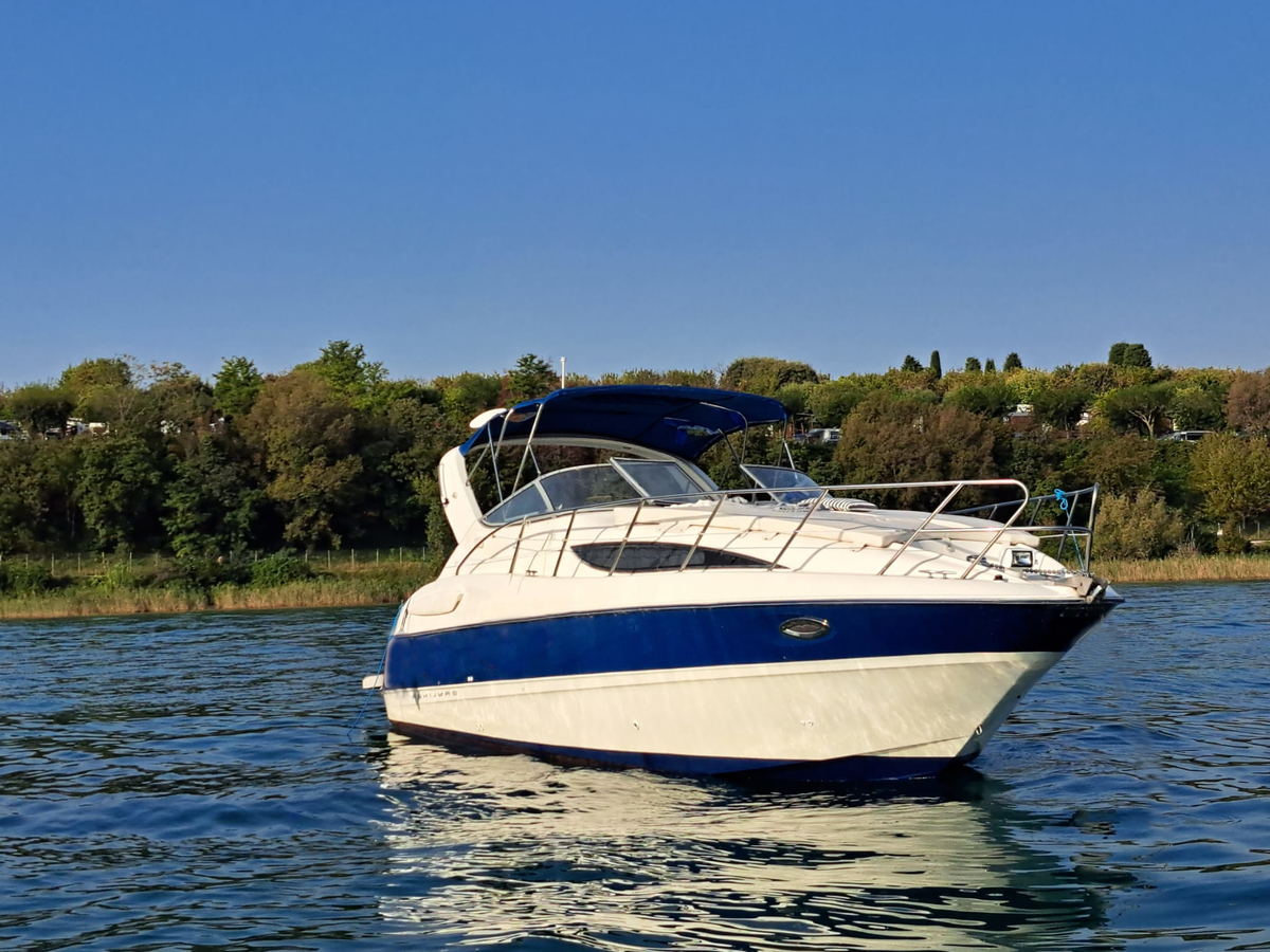 hoofdfoto: 1 Bayliner 285 SB