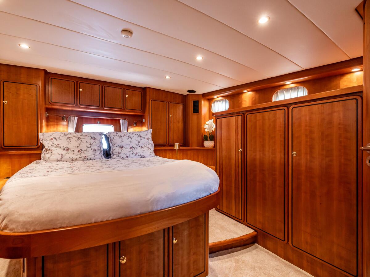 foto: 5 Linssen  Grand Sturdy 500 Variotop