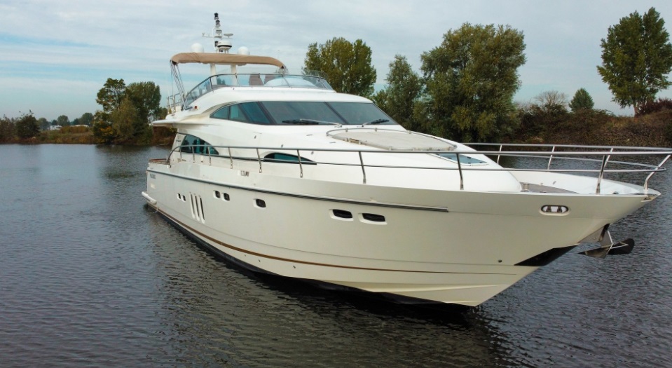 Fairline  Squadron 70
