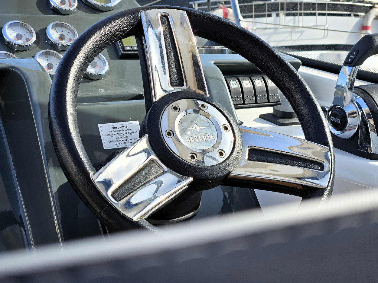 foto: 5 Bavaria S 40 HT