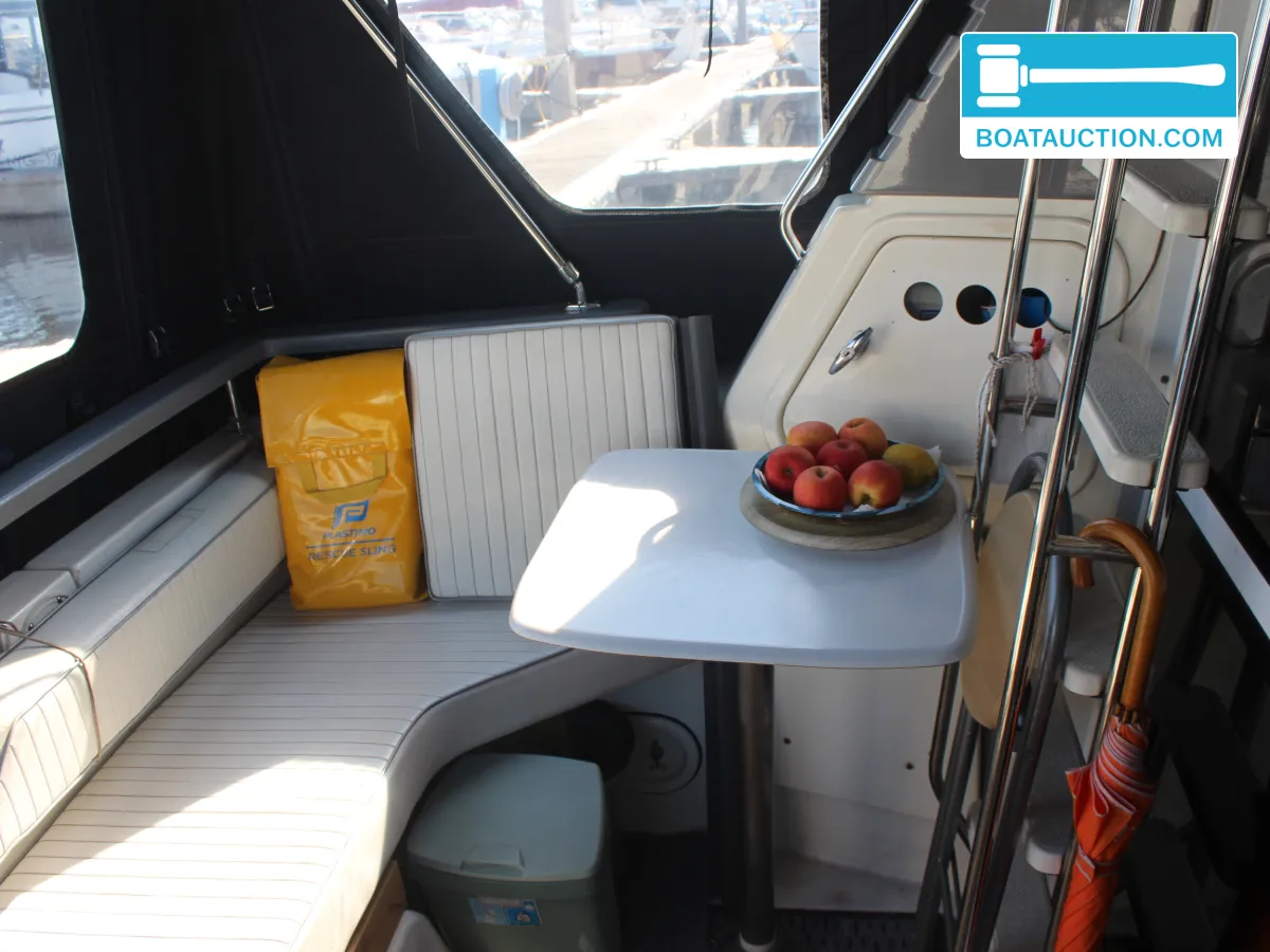 Sealine 305 Statesman