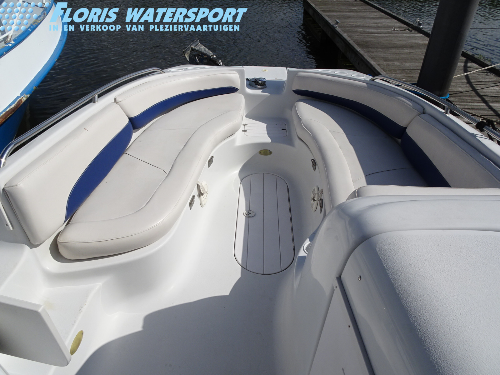 foto: 4 Crownline 238 DB