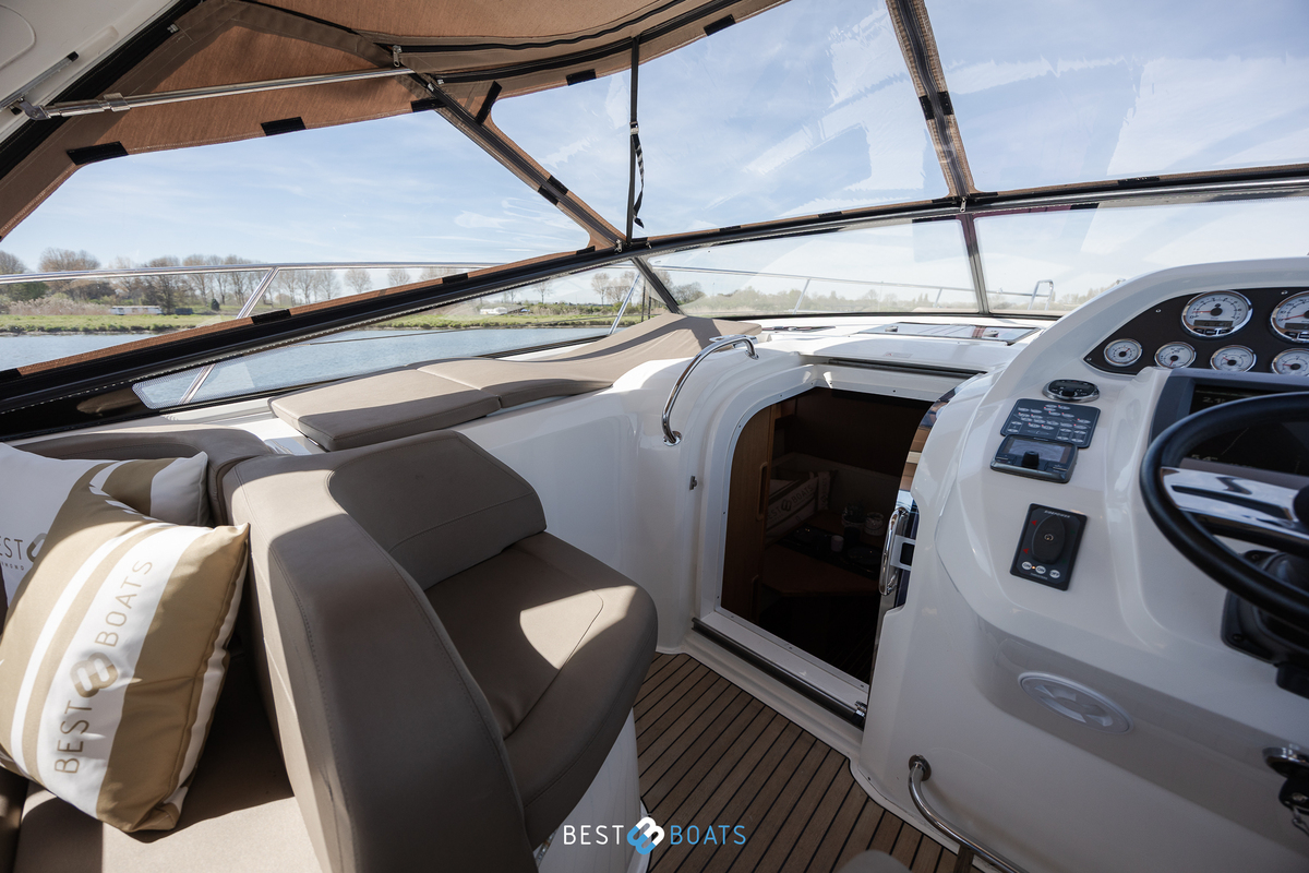 foto: 43 Bavaria 35 sport