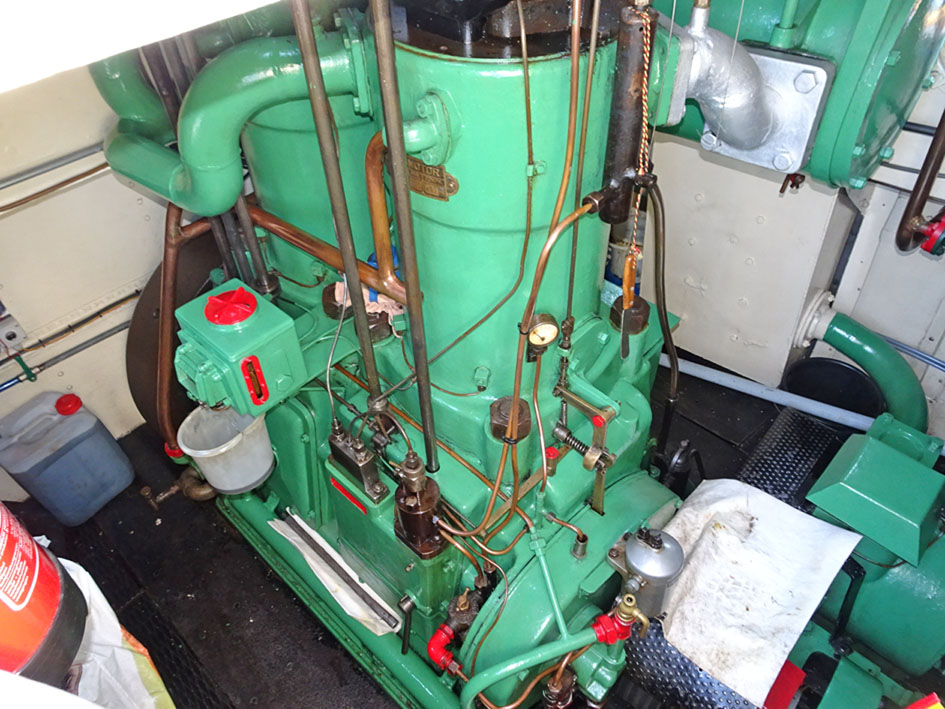 foto: 45 Motorsleepboot 13.90, IJssel