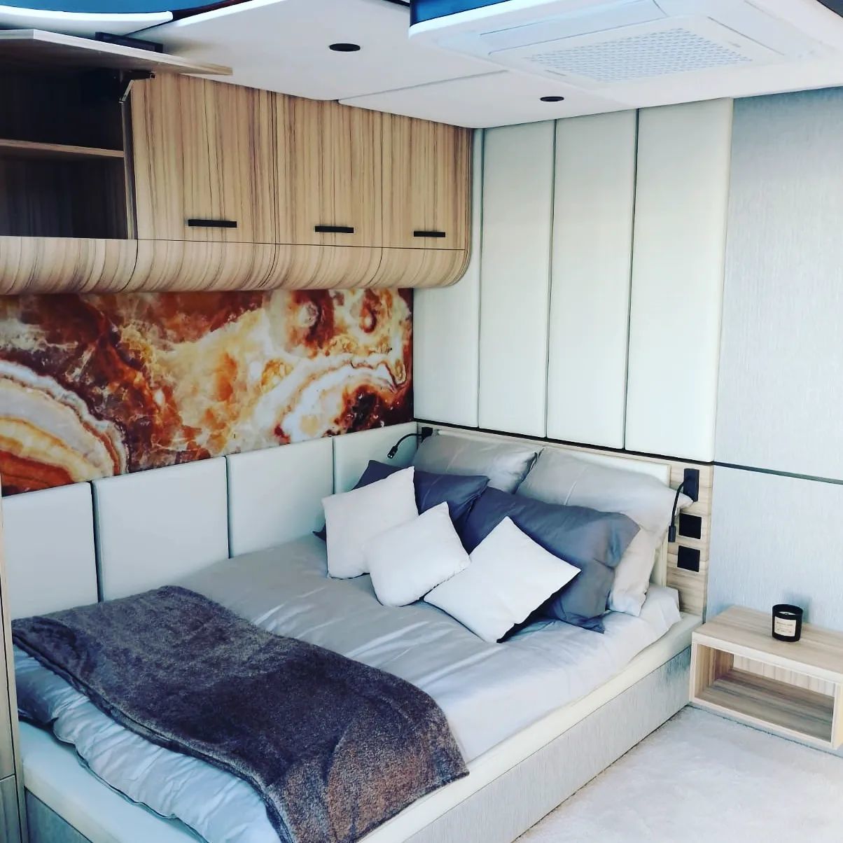 foto: 5 Perla E-vision 42