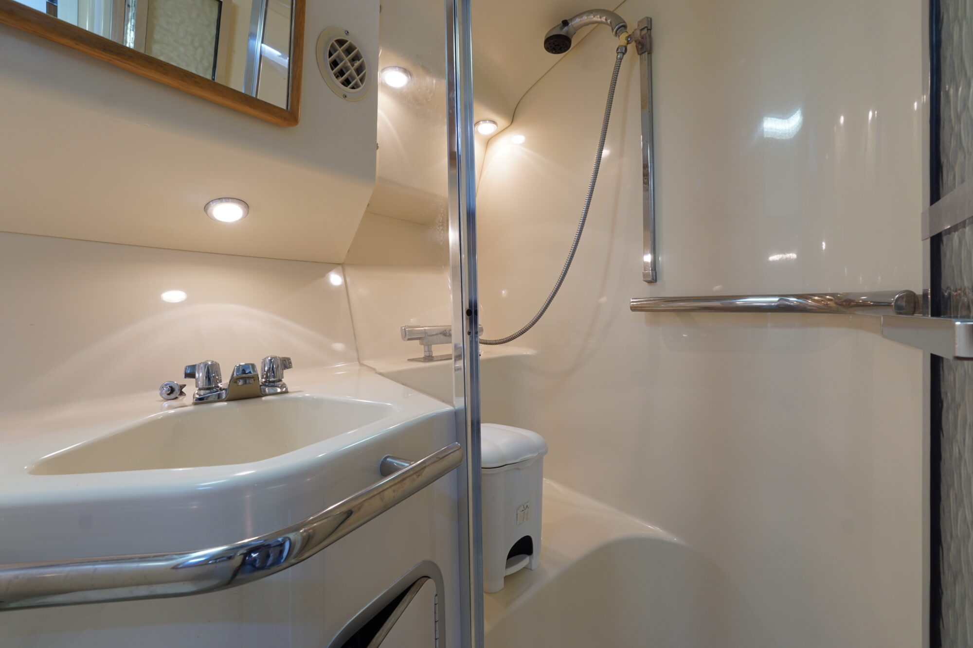 foto: 5 Sea Ray Sea Ray 400 Express Cruiser