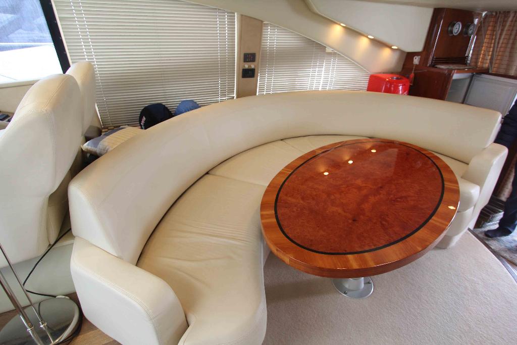 foto: 24 Sealine  T50