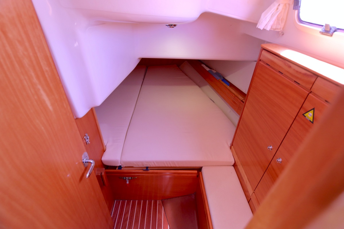 foto: 5 Bavaria 37-2 C