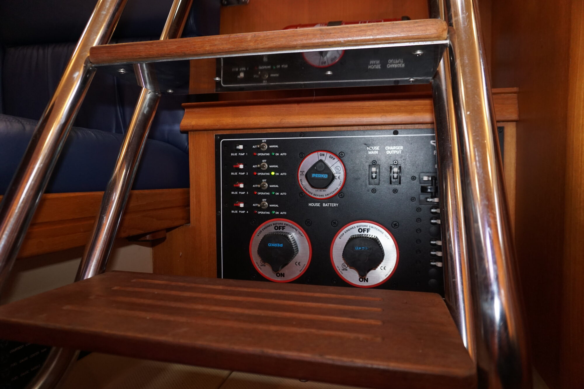 foto: 8 Island Packet Island Packet Craft 360 Express