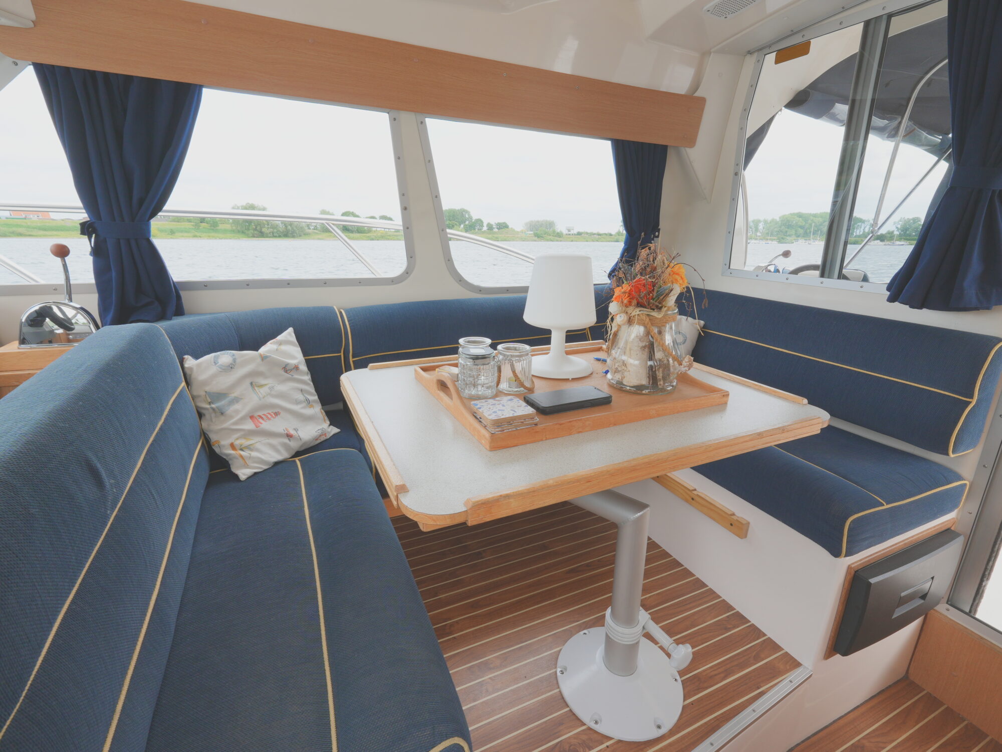 foto: 6 NB Marine NB Marine 8700