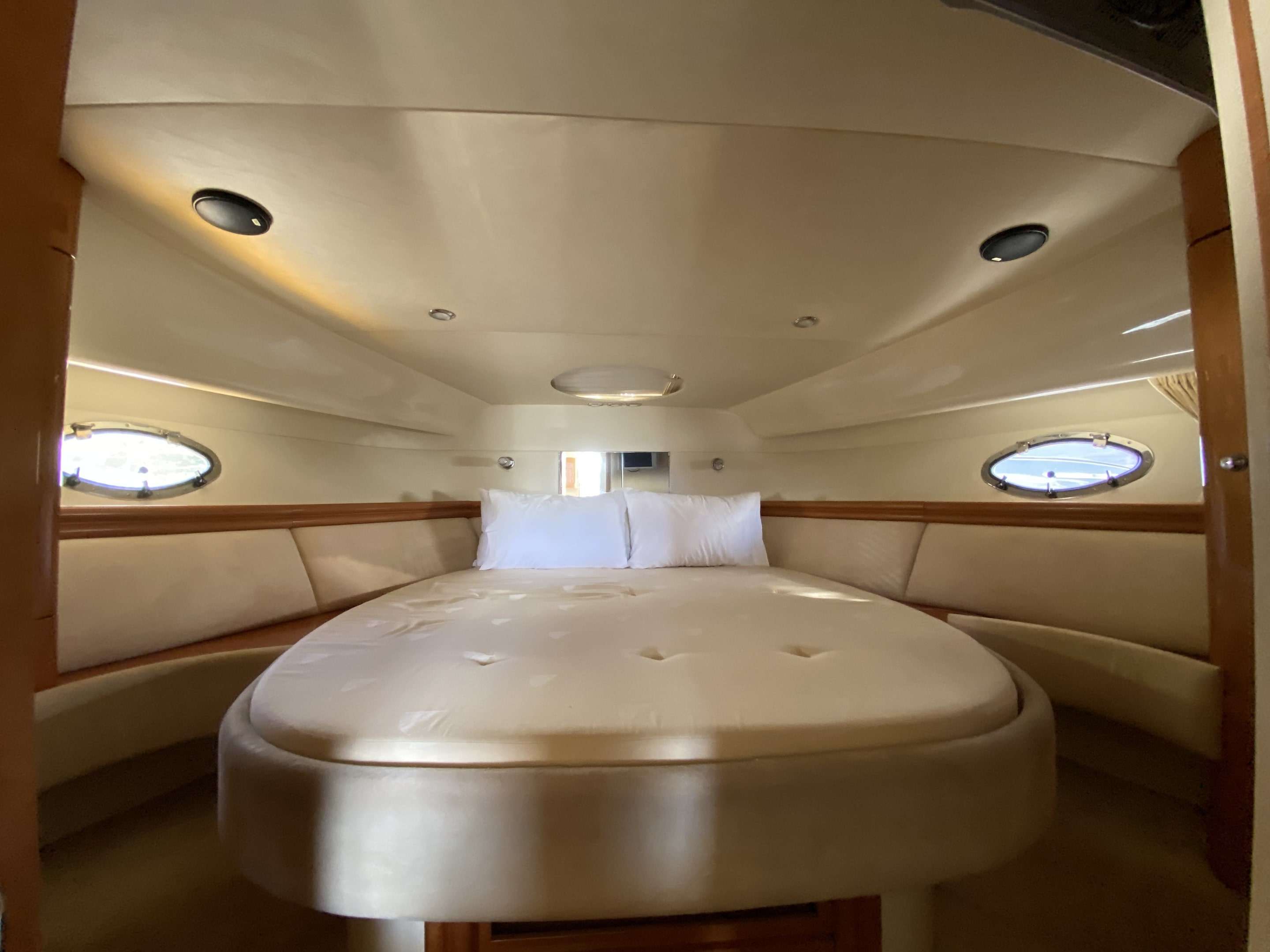 foto: 4 Fairline phantom 40 