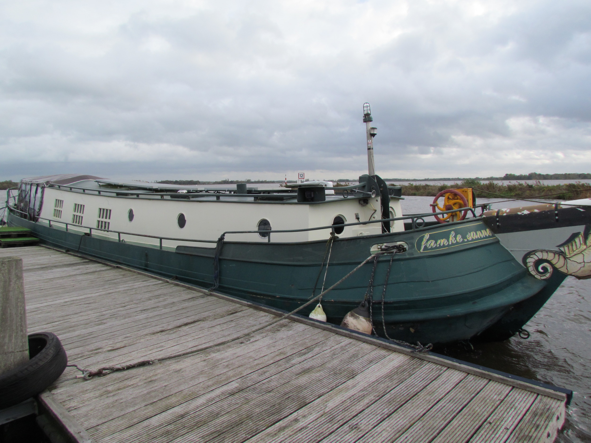 Motorplatbodem Varend Woonschip