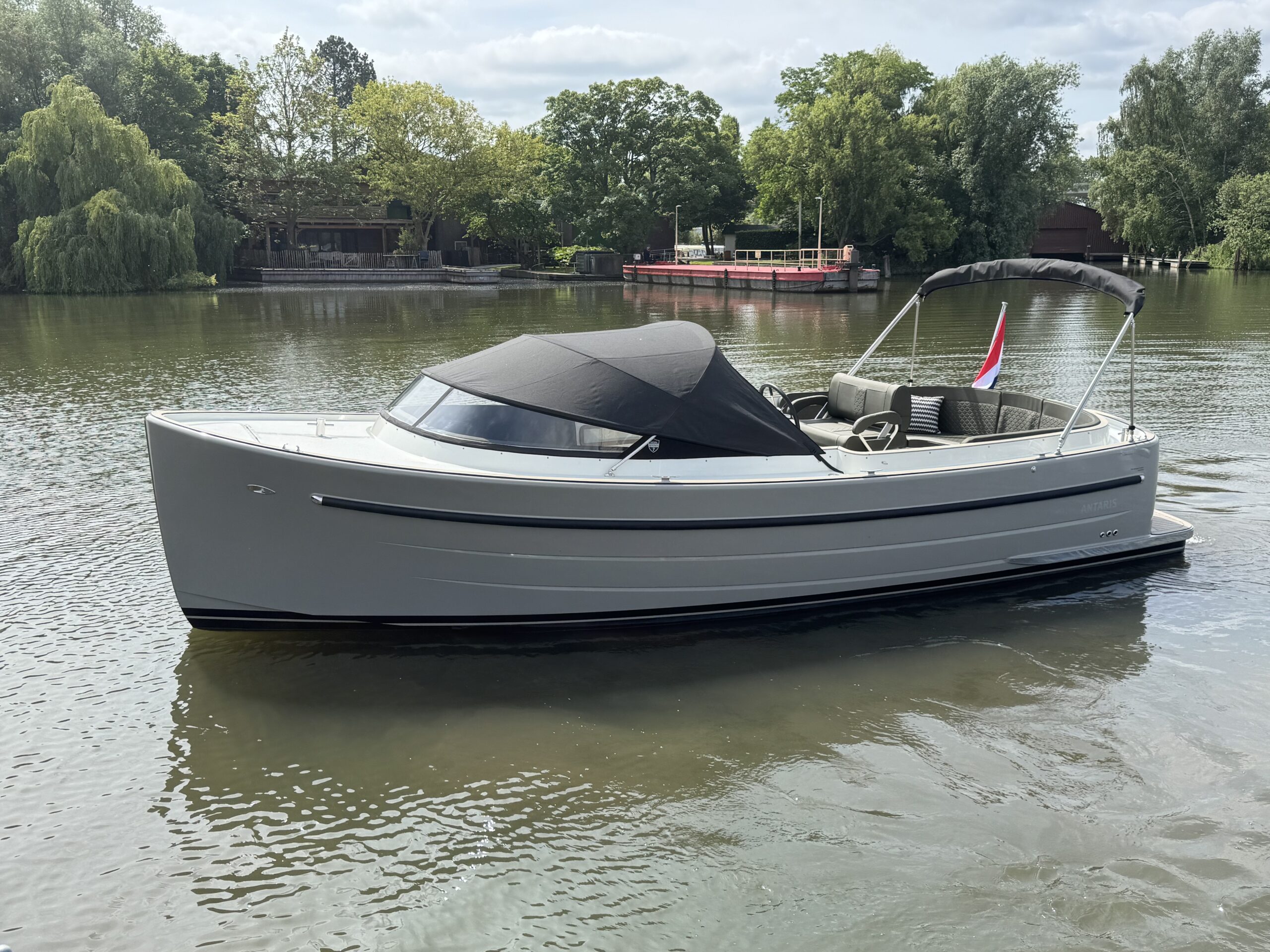 foto: 4 Antaris Seventy7 Sport