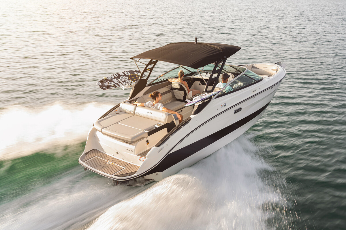 foto: 4 Sea Ray SLX 260