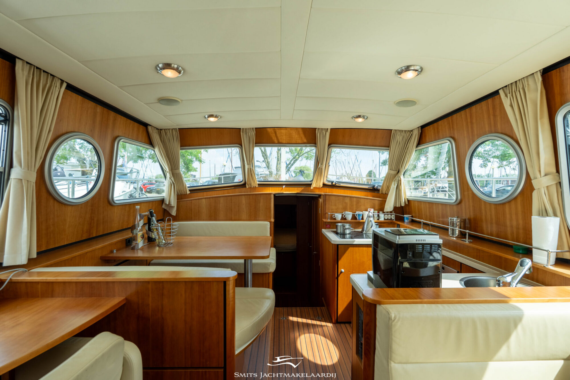 foto: 5 Linssen Linssen Grand Sturdy 43.9 AC