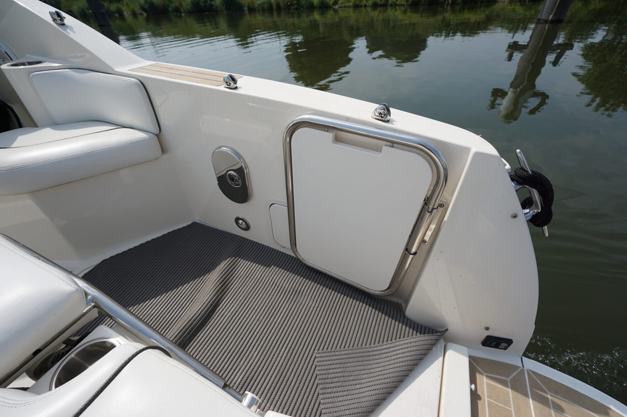 foto: 5 Sea Ray Sea Ray 255 Sundancer