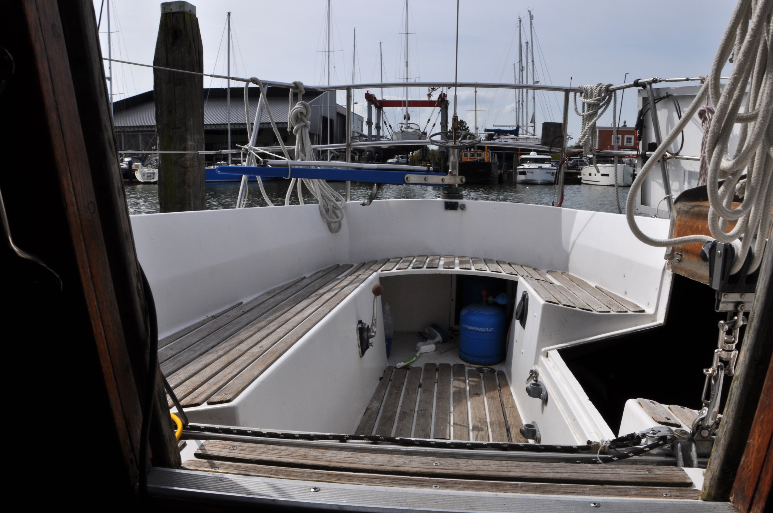 foto: 4 Standfast 33