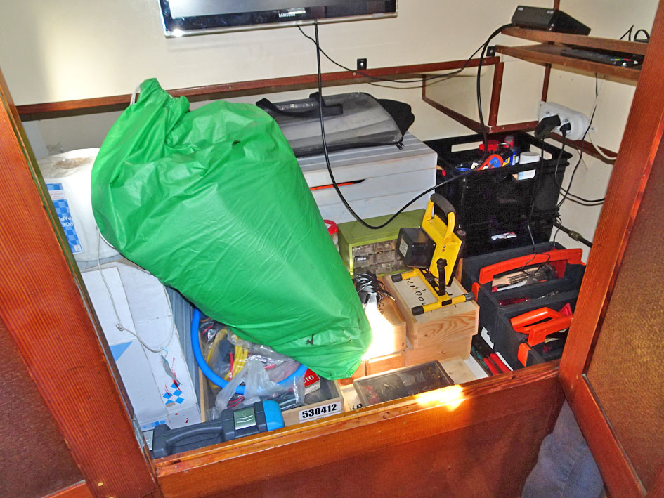 foto: 4 Motorsleepboot 13.90, IJssel