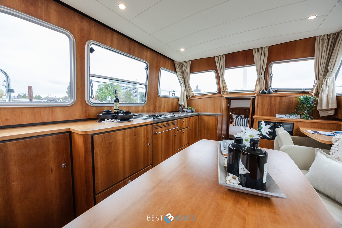 foto: 45 Linssen Grand Sturdy 34.9 AC
