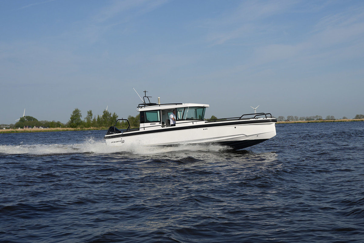 foto: 5 Axopar 28 Cabin