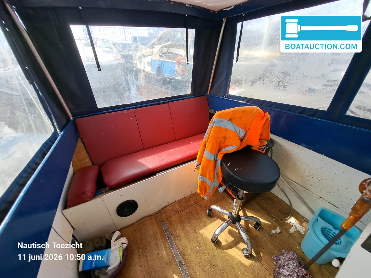foto: 12 Motorboat 600