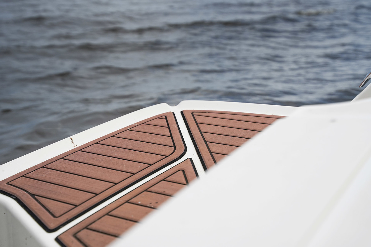 foto: 4 Bayliner VR4