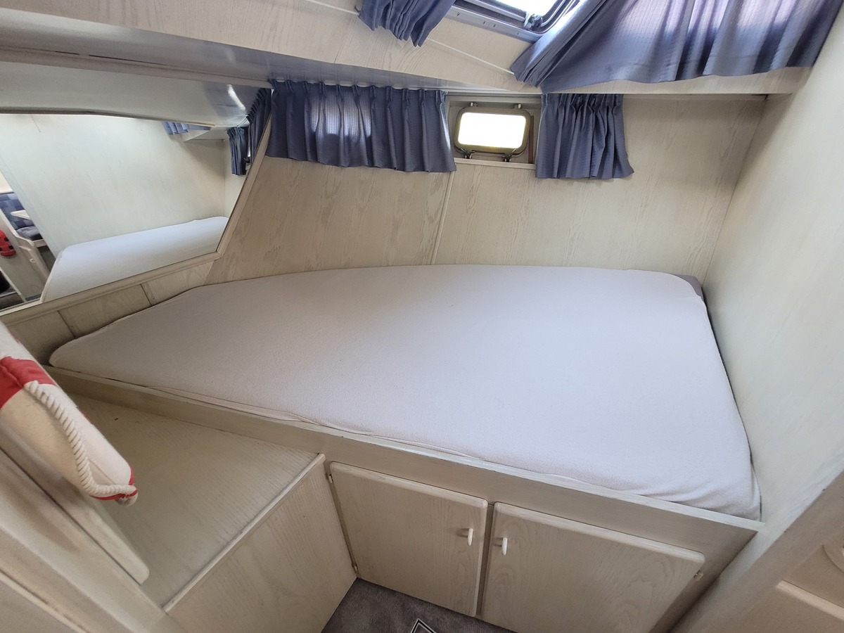 foto: 4 Linssen  42 SL 