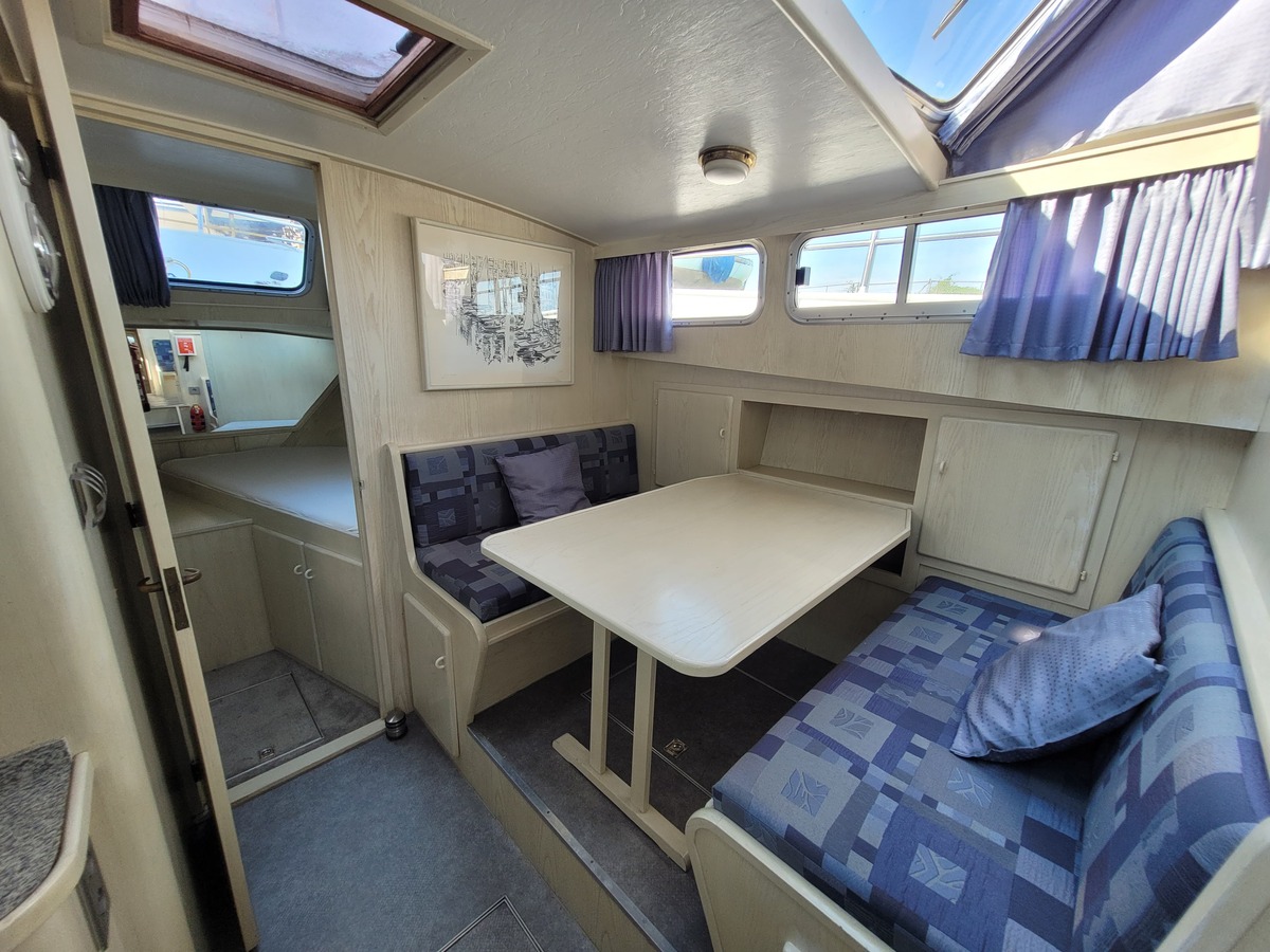 foto: 5 Linssen  42 SL 