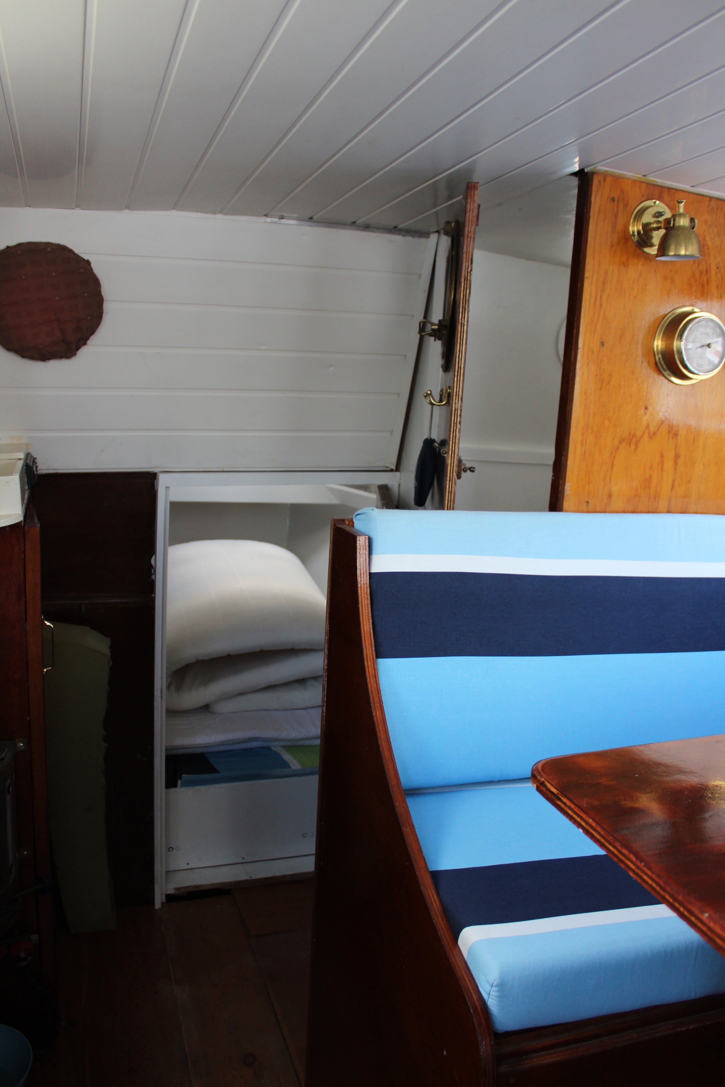 foto: 6 Cabin 9.75