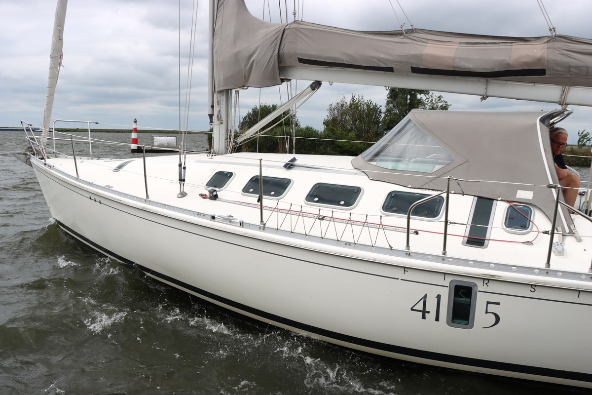foto: 5 Beneteau  First 41S5