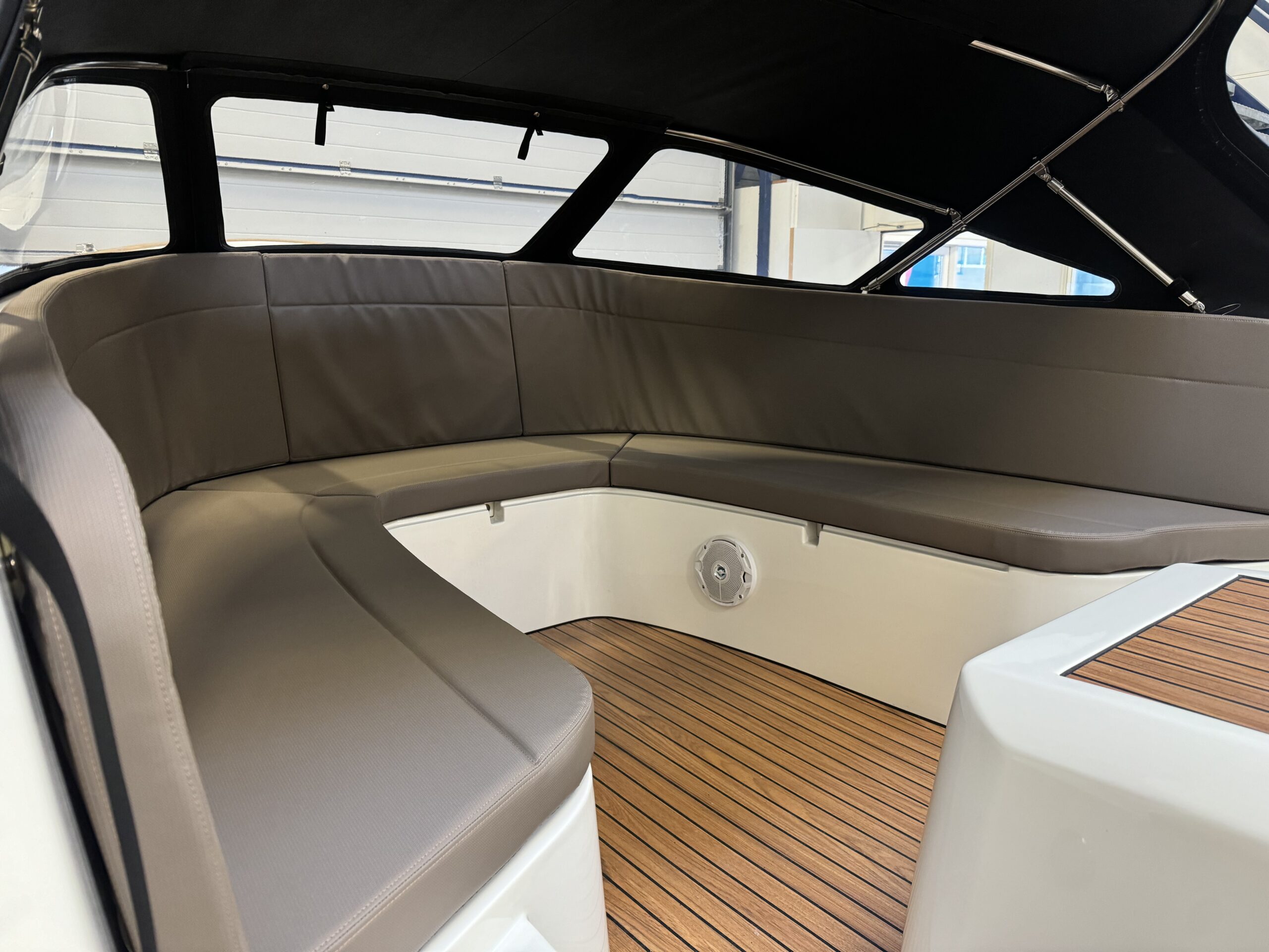 foto: 6 Bayliner 3288