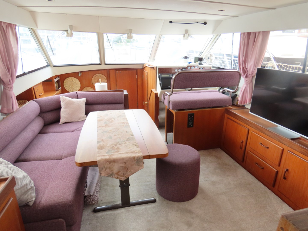 foto: 4 Fairline  38 Turbo