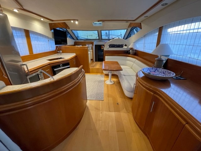 foto: 6 Astondoa  54 GXL