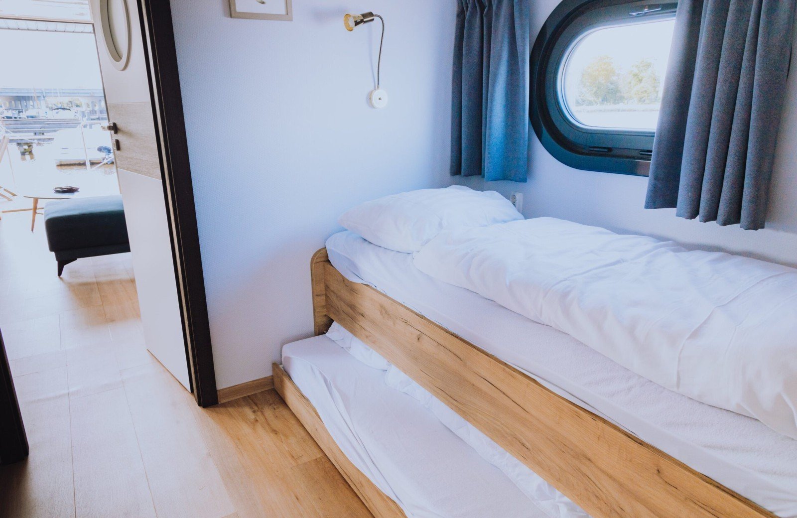 foto: 19 Campi 400 Houseboat